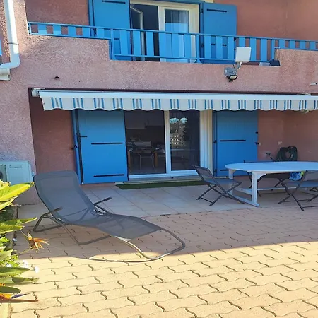 Villa Climatisee Avec Piscine Et Jardin A 300m Des Marches Et Commerces, Proche Plage. - Fr-1-782-56 *