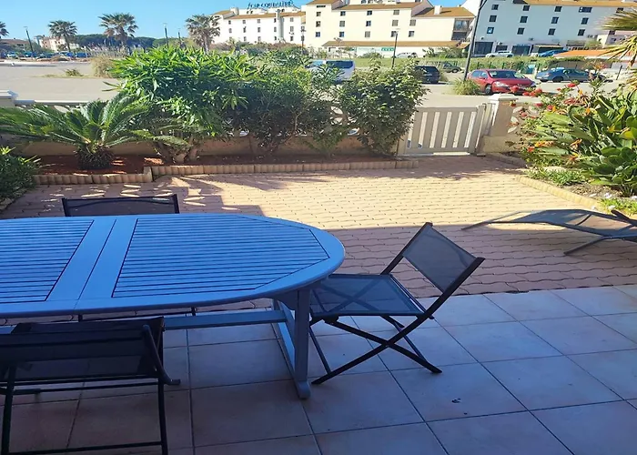 Climatisee Avec Piscine Et Jardin A 300m Des Marches Et Commerces, Proche Plage. - Fr-1-782-56