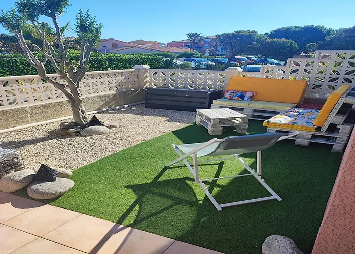 Climatisee Avec Piscine Et Jardin A 300m Des Marches Et Commerces, Proche Plage. - Fr-1-782-56 *
