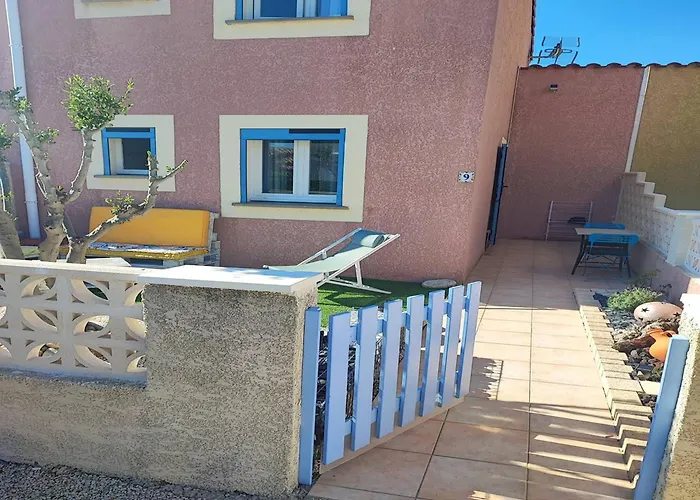 Villa Climatisee Avec Piscine Et Jardin A 300m Des Marches Et Commerces, Proche Plage. - Fr-1-782-56 *